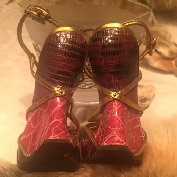 🔥PRADA🔥NEW Milano 2019 Runway Show RETAIL $1900 - Picture 6 of 14